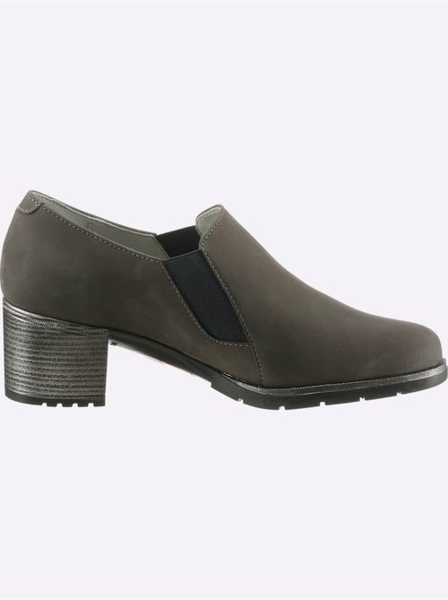 Trotteurs à front haut en cuir velours avec empiècement extensible - Taille standard - Helline - Kiabi