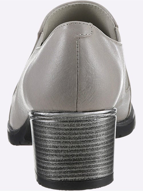 Trotteurs à front haut en cuir velours avec empiècement extensible - Taille standard - Helline - Kiabi
