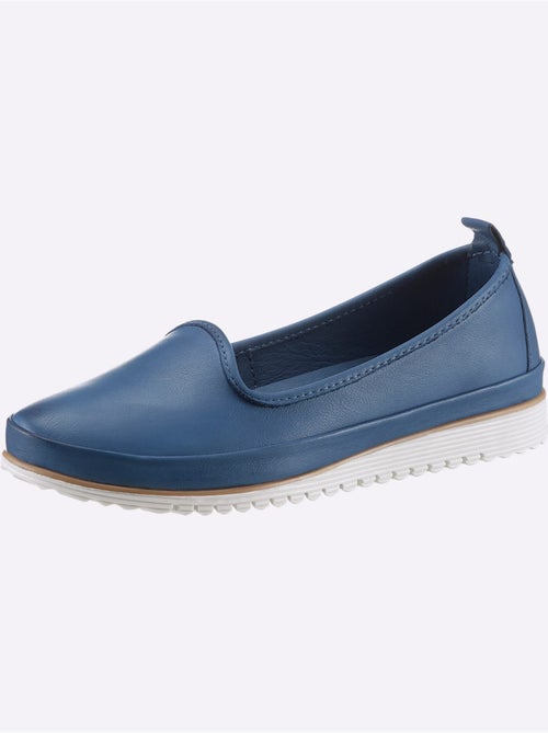 Trotteurs en cuir lisse et semelle flexible en caoutchouc - Taille standard - Helline - Kiabi Trotteurs en cuir lisse et semelle flexible en caoutchouc - Taille standard - Helline - Kiabi