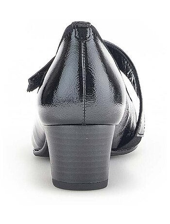 Trotteurs en cuir vernis