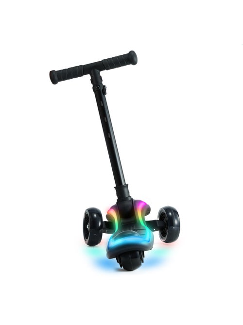 Trottinette à trois roues avec lumières led pour enfant - Kiabi Trottinette à trois roues avec lumières led pour enfant - Kiabi