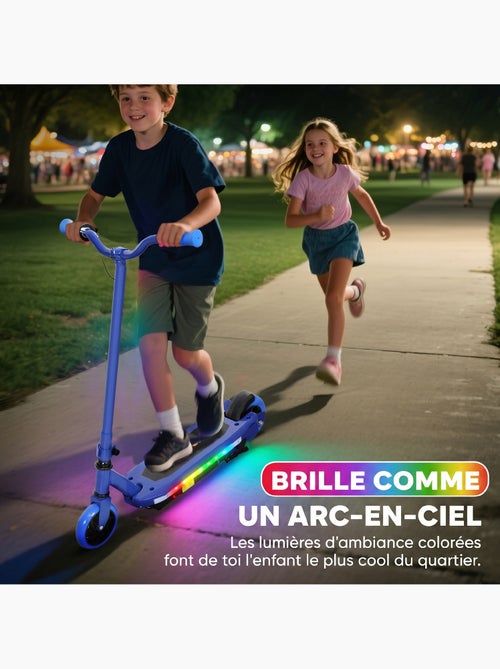 Trottinette électrique enfant led multicolore max. 10km/h béquille acier - Kiabi Trottinette électrique enfant led multicolore max. 10km/h béquille acier - Kiabi
