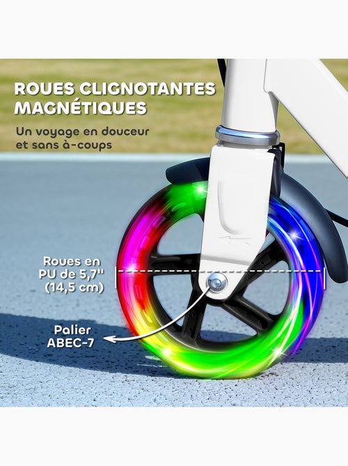 Trottinette pliable réglable enfant roues lumineuses led métal - Kiabi Trottinette pliable réglable enfant roues lumineuses led métal - Kiabi