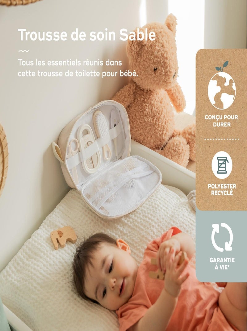 Trousse de soin bébé compact avec 9 Accessoires, Sable 'Babymoov' Beige - Kiabi