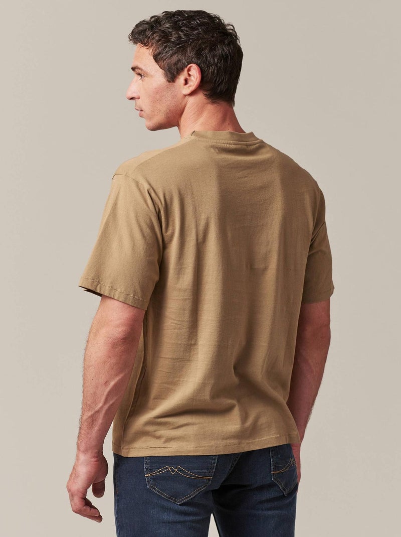 tshirt col rond extra loose avec imprimé photo de voiture vintage 'Deeluxe' Beige foncé - Kiabi