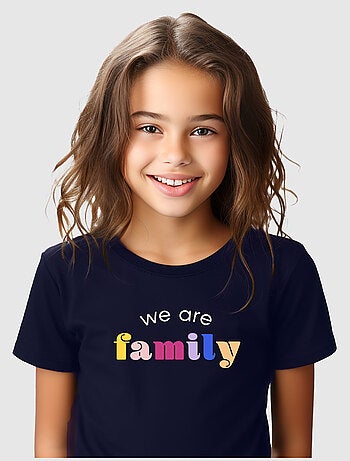 Tshirt Enfant WE ARE FAMILY