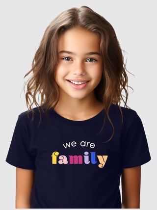 Tshirt Enfant WE ARE FAMILY