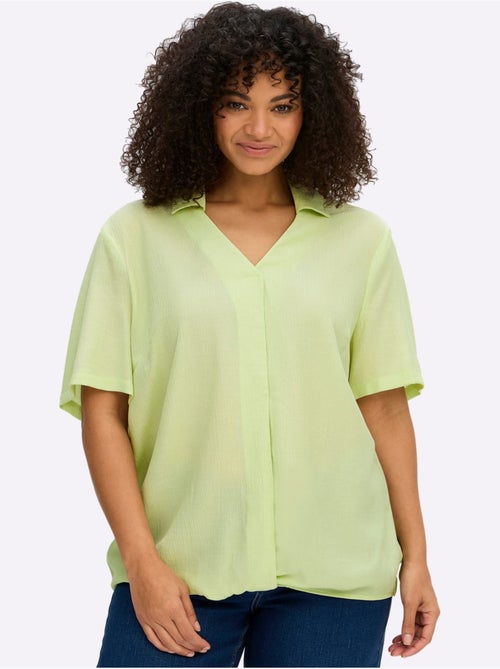 Tunique Col Polo Avec Encolure En V - Taille Standard - Sheego - Kiabi Tunique Col Polo Avec Encolure En V - Taille Standard - Sheego - Kiabi