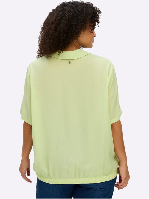 Tunique Col Polo Avec Encolure En V - Taille Standard - Sheego - Kiabi Tunique Col Polo Avec Encolure En V - Taille Standard - Sheego - Kiabi