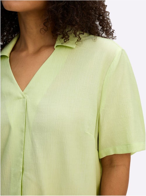 Tunique Col Polo Avec Encolure En V - Taille Standard - Sheego - Kiabi Tunique Col Polo Avec Encolure En V - Taille Standard - Sheego - Kiabi