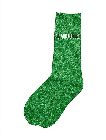 Une paire de chaussettes paillettes audacieuse