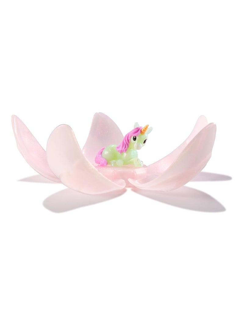 Unicorn Academy - Bébé Unicorne surprise fleur magique Multicolore - Kiabi