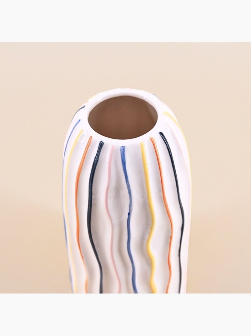 Vase blanc en céramique lignes colorées, H21cm Blanc - Kiabi