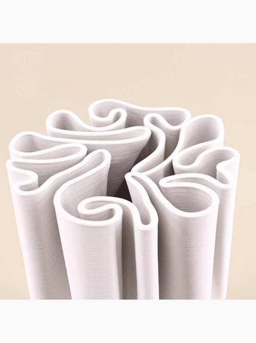 Vase blanc en céramique plissé 3D 28cm - Kiabi