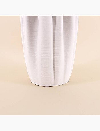 Vase blanc en céramique plissé 3D, H28cm