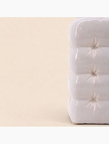 Vase design en céramique blanche effet gonflé, h17m