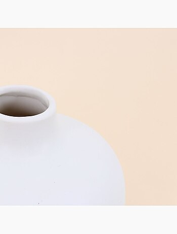 Vase en céramique blanche avec anse, H11cm