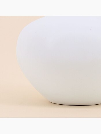 Vase en céramique blanche avec anse, H11cm