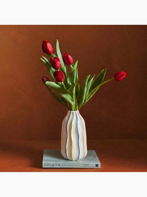 Vase en céramique blanches lignes colorées 17cm - Kiabi