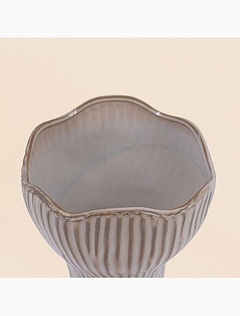 Vase en céramique strié marron finition ondulée, h22cm