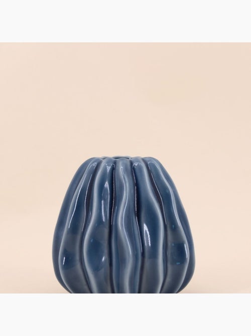 Vase en céramique structuré bleu, H9cm - Kiabi Vase en céramique structuré bleu, H9cm - Kiabi