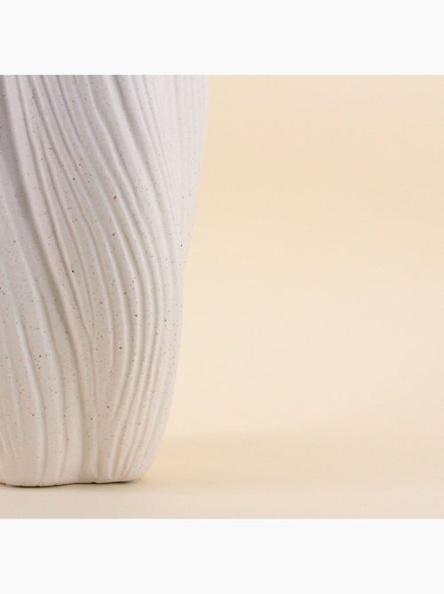 Vase en porcelaine blanche vagues 36cm - Kiabi
