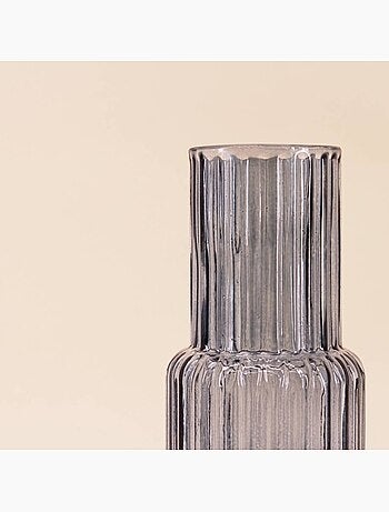 Vase en verre strié h25cm