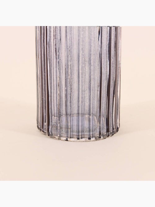 Vase en verre strié h25cm - Kiabi