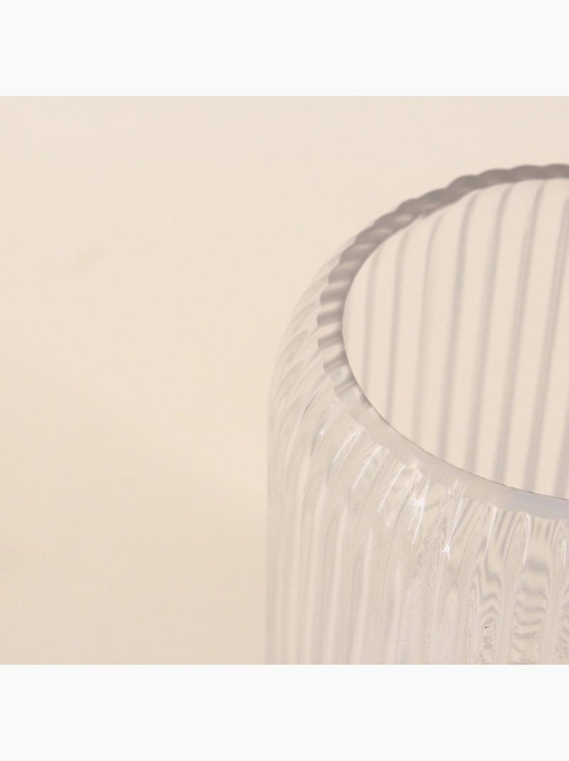 Vase en verre transparent strié, H19cm Transparent - Kiabi