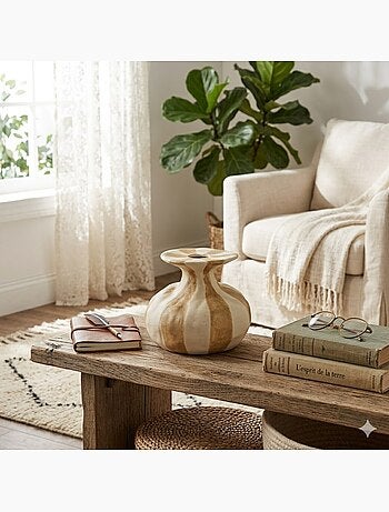 Vase rond en céramique rayé