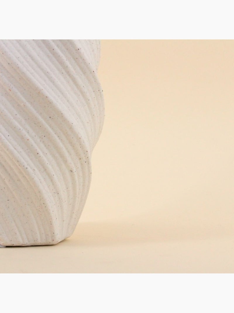 Vase twist en porcelaine blanche, H26cm Blanc - Kiabi