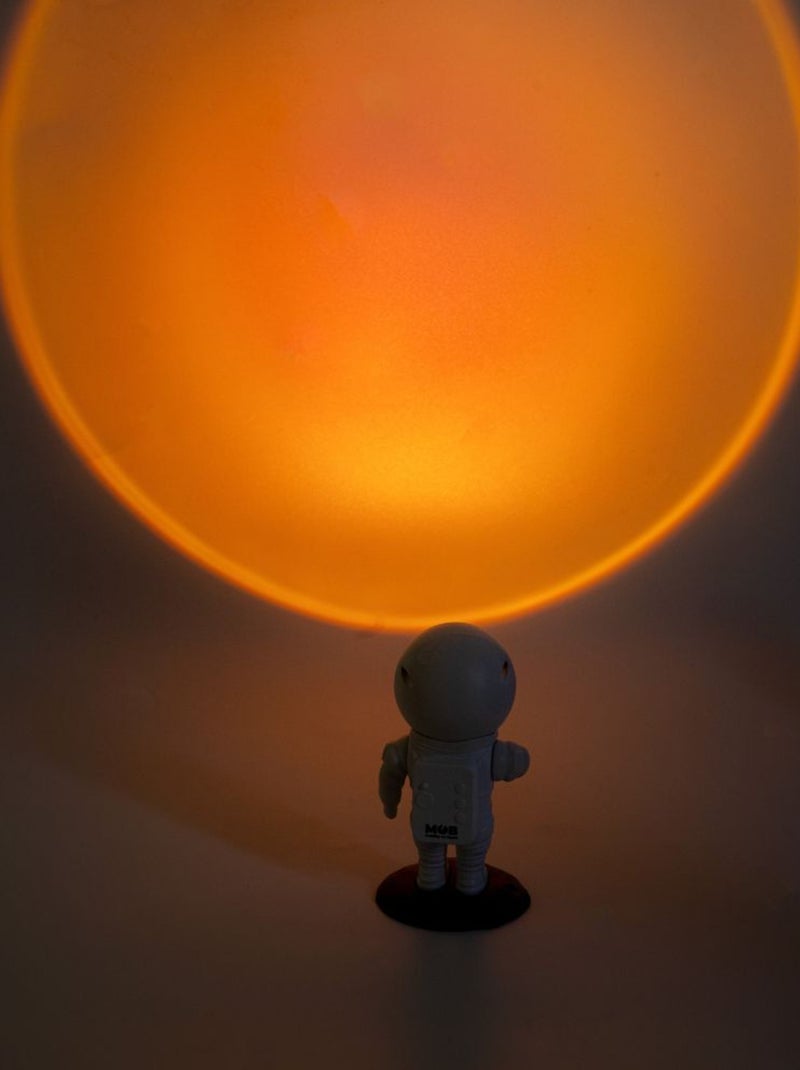 Veilleuse Effet coucher de soleil Astrolight - Lampe LED Nomade à Rotation 180° - MOB Jaune - Kiabi