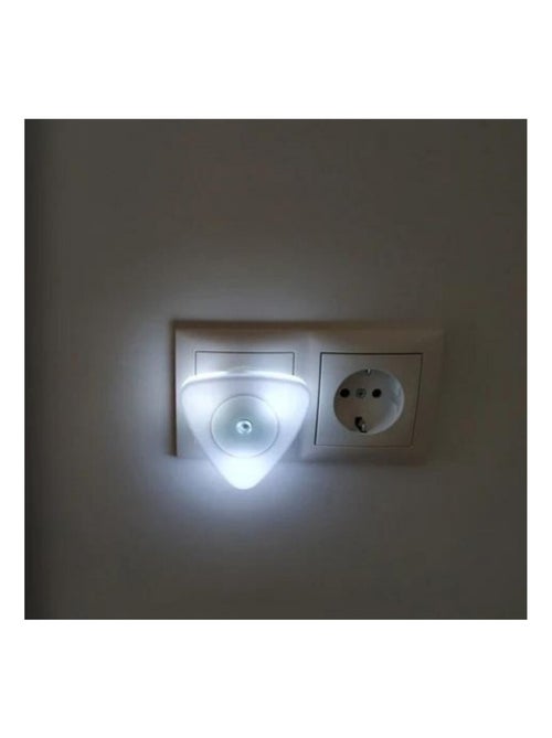 Veilleuse LED murale automatique à brancher - Kiabi