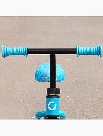 Vélo d'équilibre réglable en hauteur avec un poids maximum de 20 kg evo