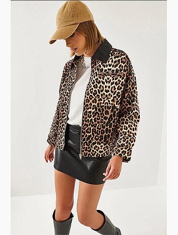 Veste à imprimé léopard avec col en cuir lucci