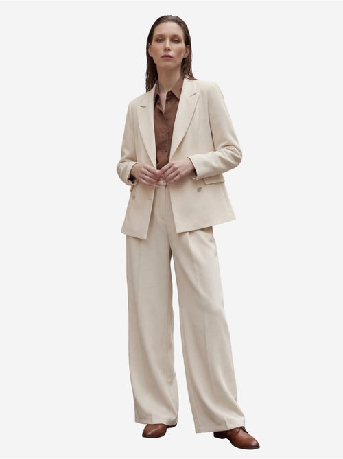 Veste blazer boutonnée pour femme my fashion - Kiabi Veste blazer boutonnée pour femme my fashion - Kiabi