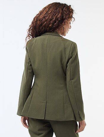 Veste blazer unie à la coupe cintrée