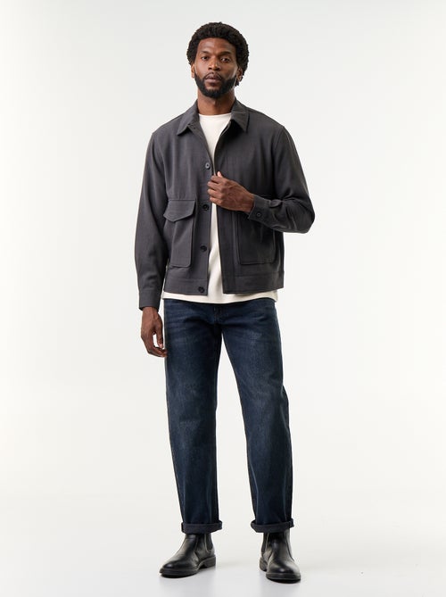 Veste boutonnée uni avec poches plaquées - Kiabi