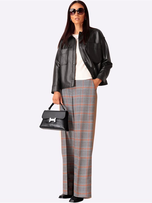 Veste Chemisier Imitation Cuir Souple - Taille Standard - Helline - Kiabi Veste Chemisier Imitation Cuir Souple - Taille Standard - Helline - Kiabi
