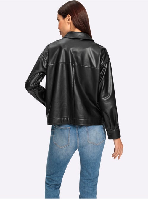 Veste Chemisier Imitation Cuir Souple - Taille Standard - Helline - Kiabi Veste Chemisier Imitation Cuir Souple - Taille Standard - Helline - Kiabi