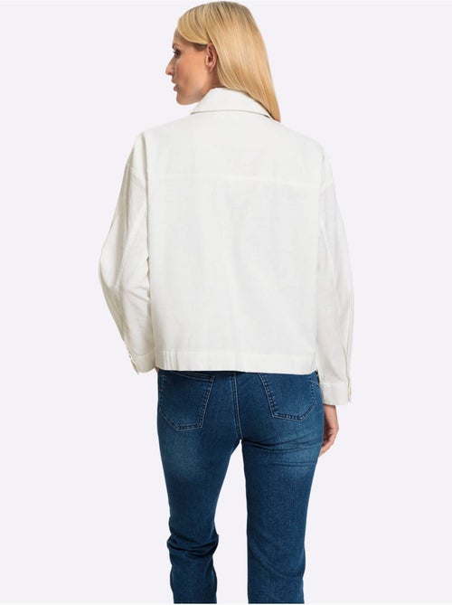 Veste Chemisier Qualité Légère, Confortable à Porter - Taille Standard - Helline - Kiabi Veste Chemisier Qualité Légère, Confortable à Porter - Taille Standard - Helline - Kiabi