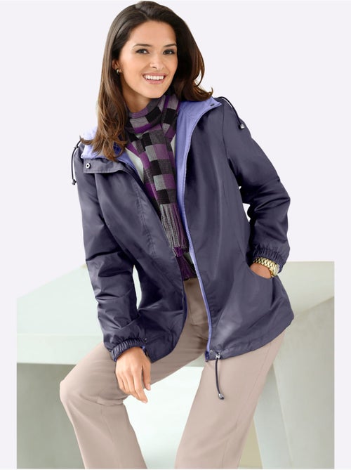 Veste coupe-vent imperméable avec capuche et poches pratiques - Taille standard - Witt - Kiabi Veste coupe-vent imperméable avec capuche et poches pratiques - Taille standard - Witt - Kiabi