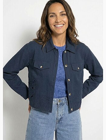 Veste courte en denim, détails ajourés