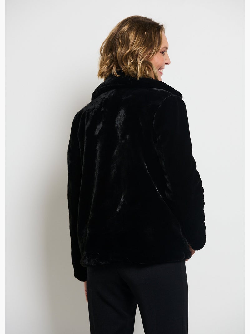 Veste courte en fausse fourrure - AFIBEL Noir - Kiabi