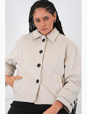 Veste courte en gabardine texturée avec fermeture à boutons bdart