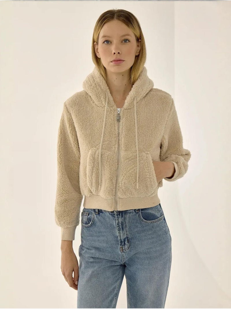 Veste courte en peluche avec col zippé Beige naturel - Kiabi