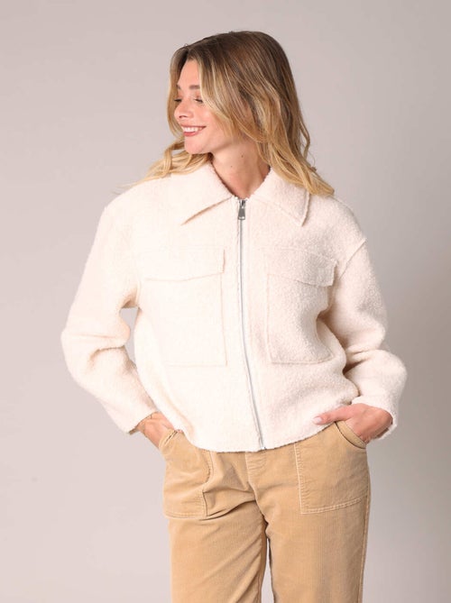 Veste courte en tissu effet bouclette  'Deeluxe' - Kiabi
