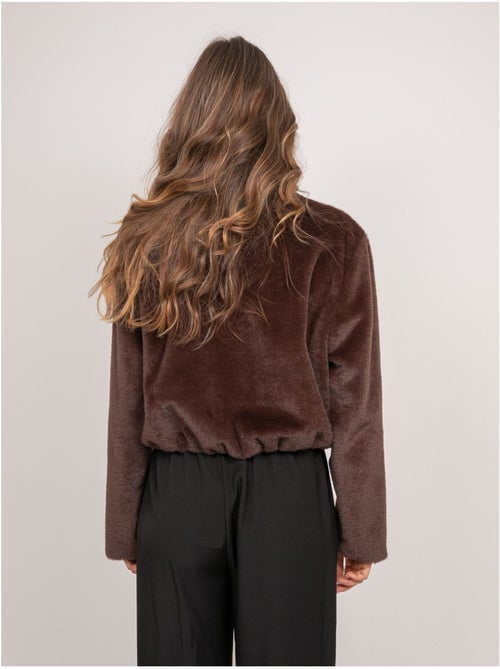 Veste courte fausse fourrure zippée ulola - Kiabi Veste courte fausse fourrure zippée ulola - Kiabi