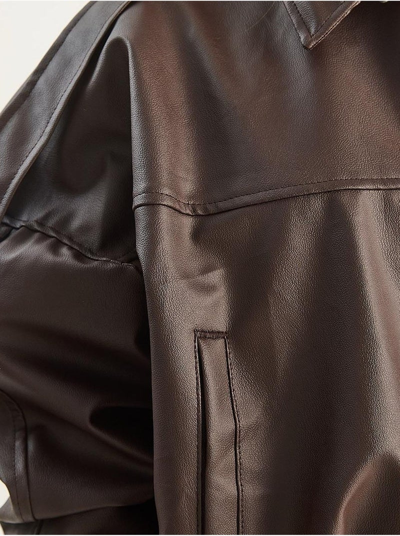 Veste courte oversize en similicuir avec fermeture éclair lucci Marron foncé - Kiabi