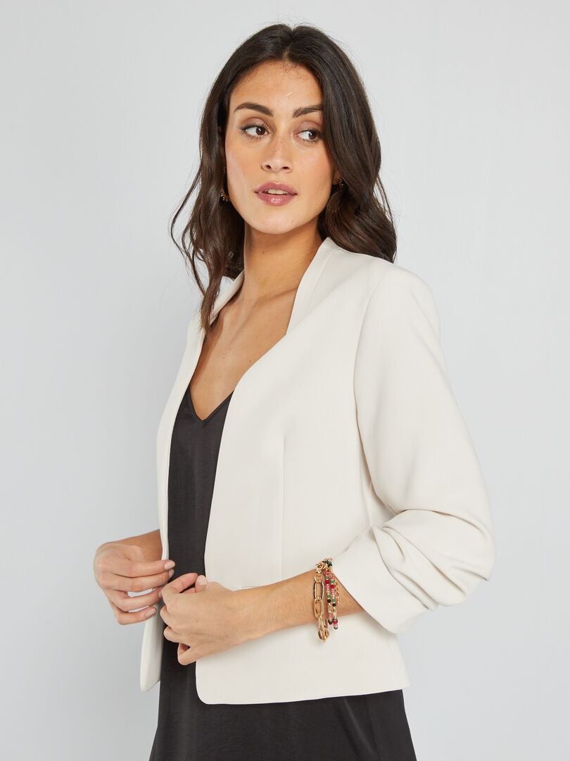 Veste Courte Type Blazer Blanc Calcaire Kiabi 12 50 Veste Courte Type Blazer Blanc Calcaire Kiabi 12 50